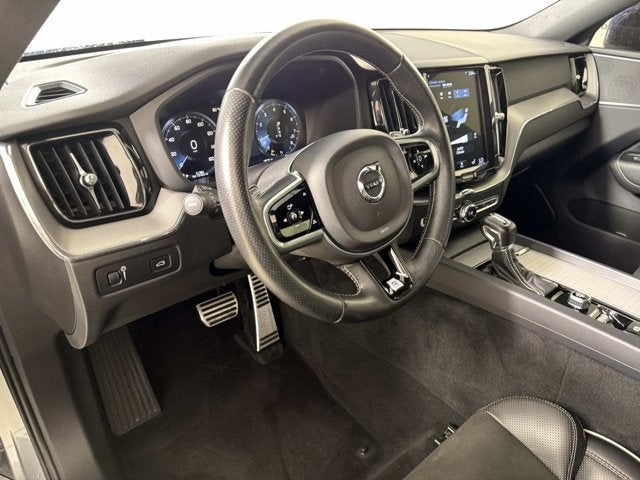 2018 Volvo XC60 R-Design