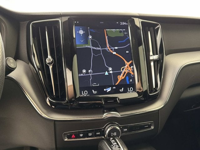 2018 Volvo XC60 R-Design