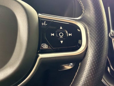 2018 Volvo XC60 R-Design