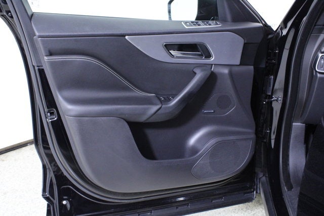 2018 Jaguar F-PACE S