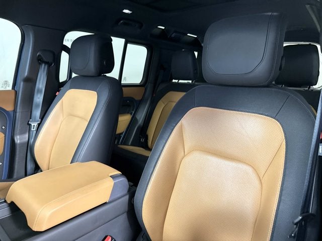 2023 Land Rover Defender X-Dynamic SE