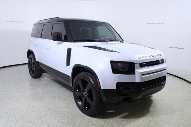 2023 Land Rover Defender X-Dynamic SE
