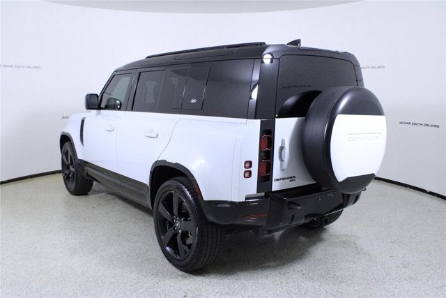 2023 Land Rover Defender X-Dynamic SE