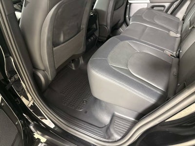 2024 Land Rover Defender X-Dynamic SE