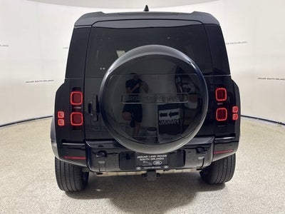 2024 Land Rover Defender X-Dynamic SE
