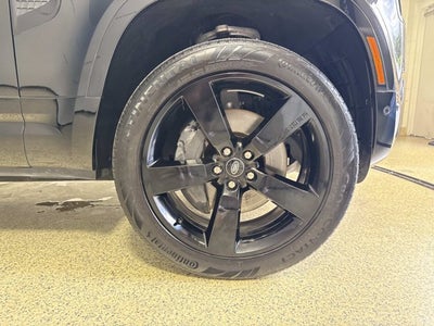 2024 Land Rover Defender X-Dynamic SE
