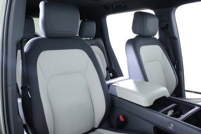 2023 Land Rover Defender X-Dynamic SE