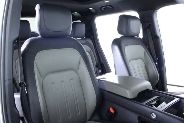 2021 Land Rover Defender X-Dynamic HSE