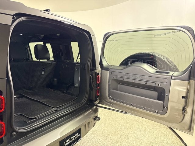 2022 Land Rover Defender X-Dynamic HSE