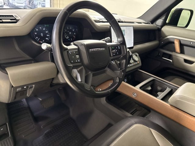 2022 Land Rover Defender X-Dynamic HSE