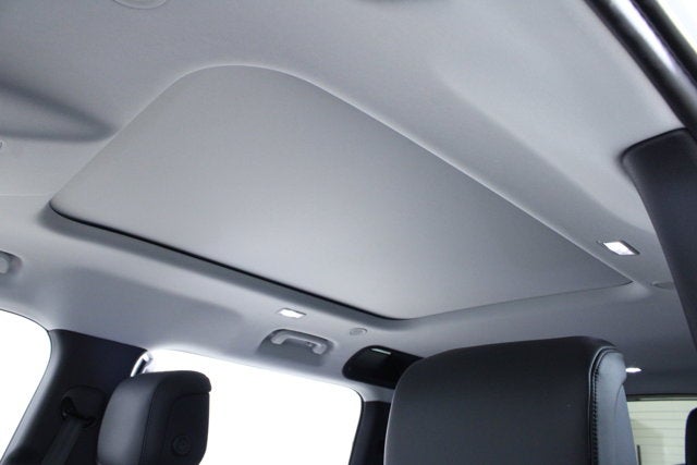 2025 Land Rover Defender S