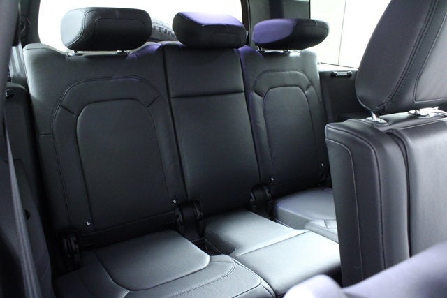 2023 Land Rover Defender S