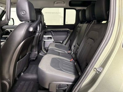 2020 Land Rover Defender SE