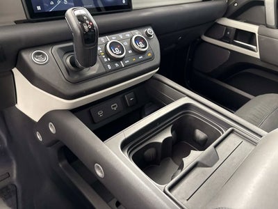 2020 Land Rover Defender SE