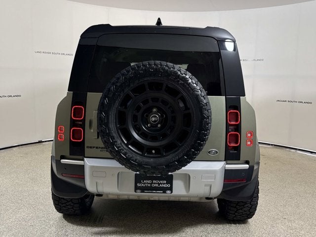 2020 Land Rover Defender SE
