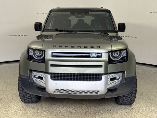 2020 Land Rover Defender SE