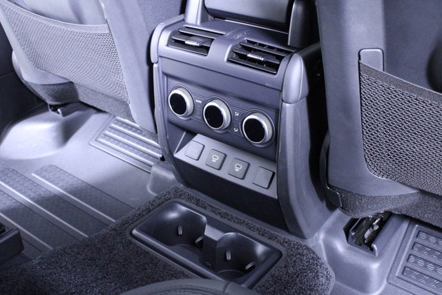 2025 Land Rover Defender V8