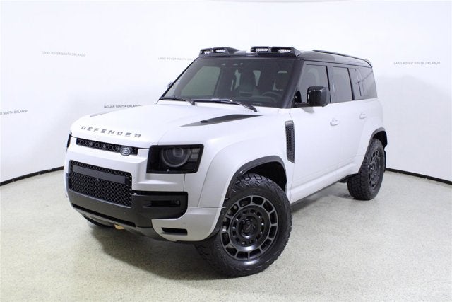 2026 Land Rover Defender OCTA