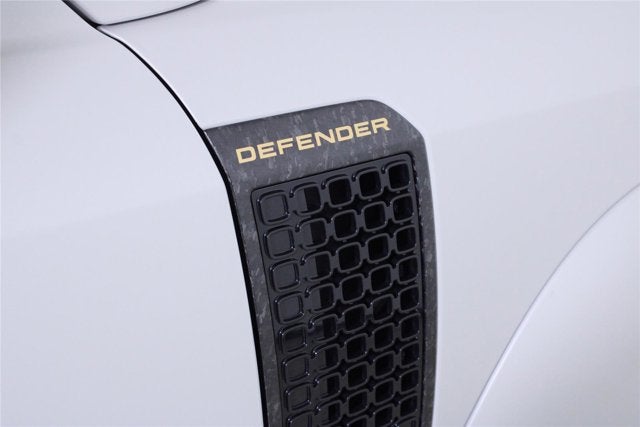 2026 Land Rover Defender OCTA