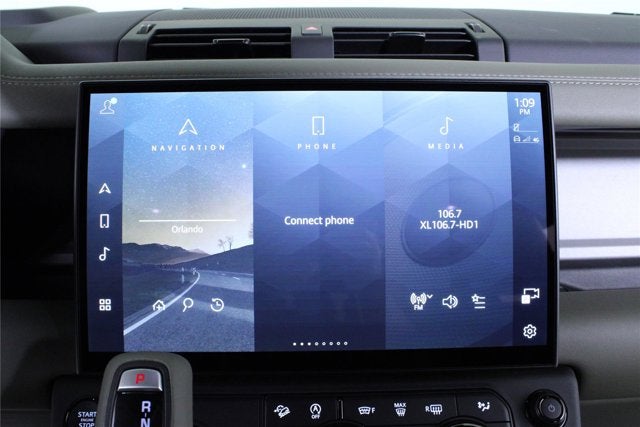 2026 Land Rover Defender OCTA