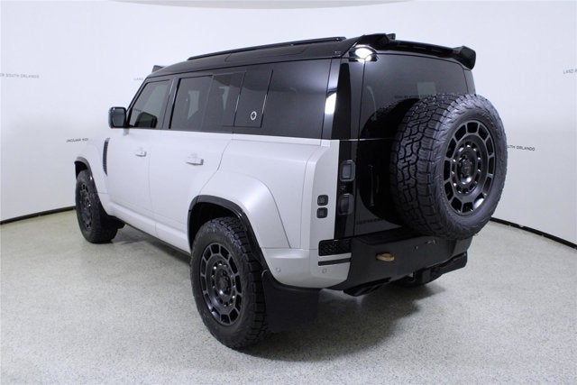2026 Land Rover Defender OCTA