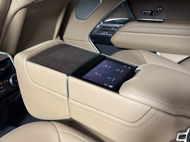 2025 Land Rover Range Rover Autobiography