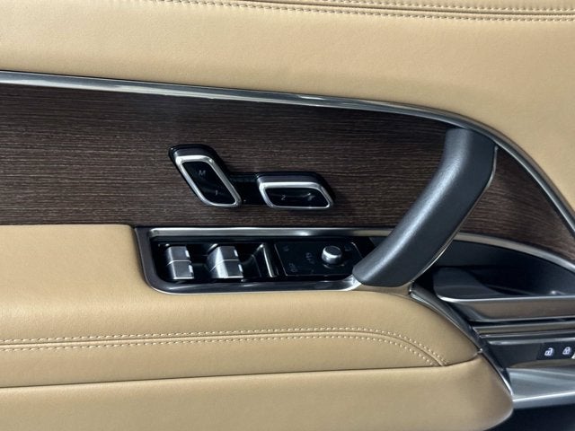 2025 Land Rover Range Rover Autobiography