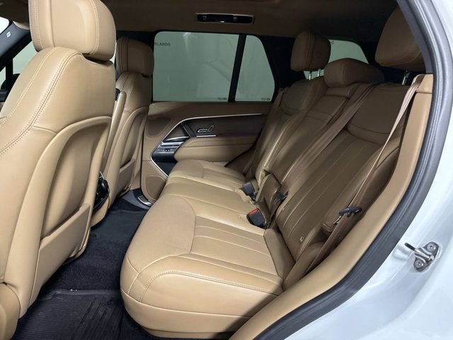 2025 Land Rover Range Rover SE