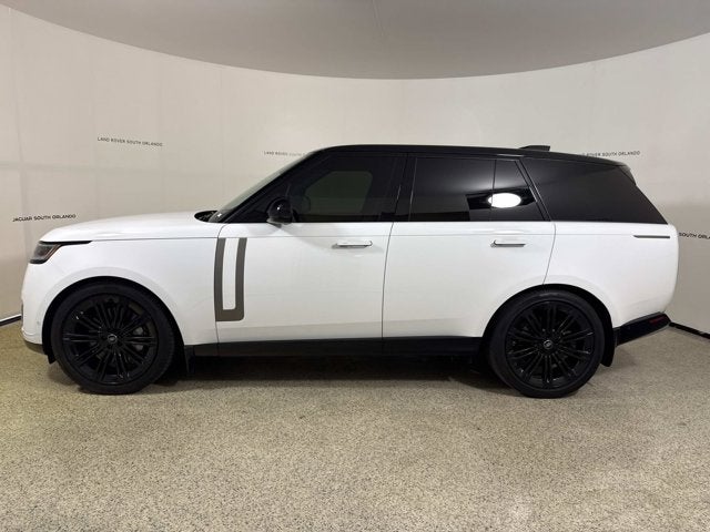 2025 Land Rover Range Rover SE