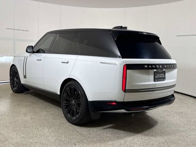 2025 Land Rover Range Rover SE