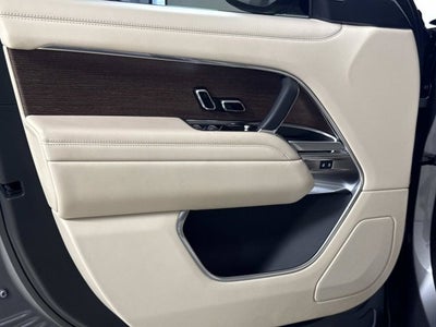 2024 Land Rover Range Rover SE
