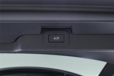 2025 Land Rover Discovery Dynamic SE