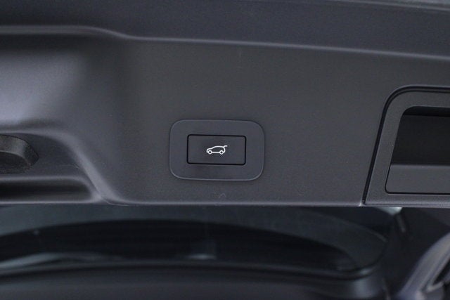 2023 Land Rover Range Rover Evoque R-Dynamic SE