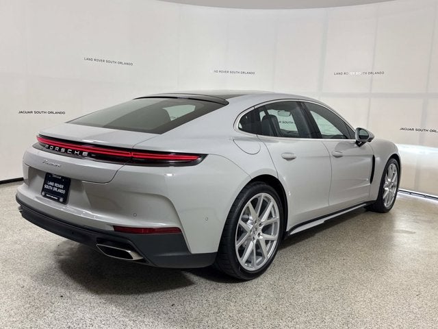 2025 Porsche Panamera Base
