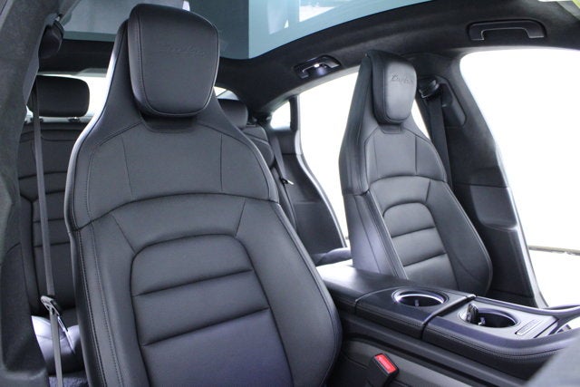 2020 Porsche Taycan Turbo