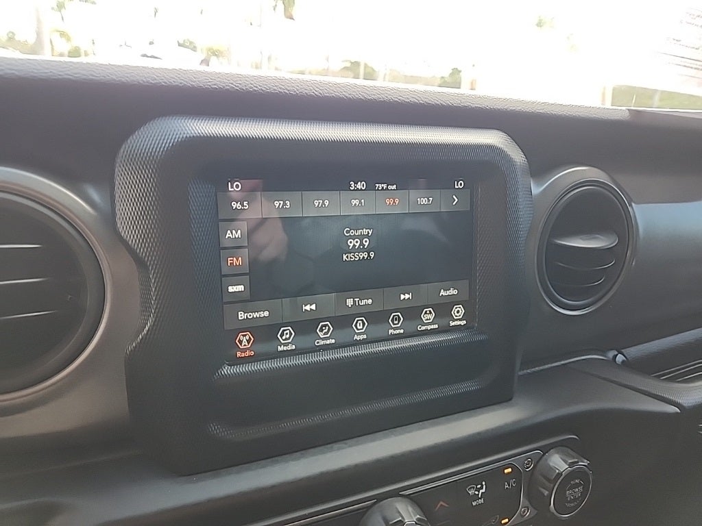 2022 Jeep Wrangler Willys