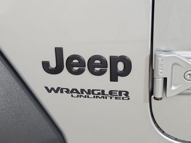 2022 Jeep Wrangler Unlimited Willys