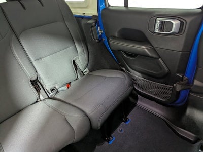 2022 Jeep Wrangler Unlimited Sahara 4x4