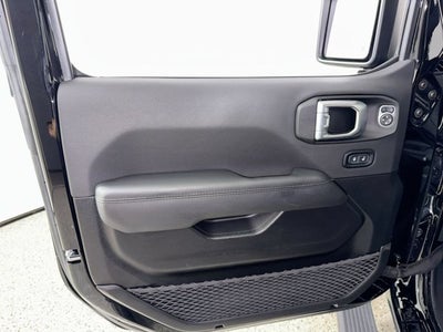 2023 Jeep Wrangler Sahara Altitude