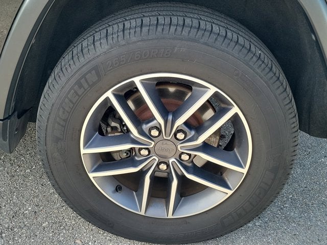 2020 Jeep Grand Cherokee Laredo E