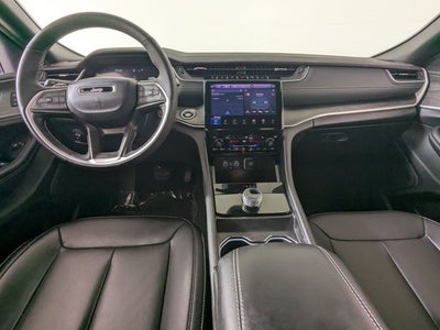 2025 Jeep Grand Cherokee Limited 4x2