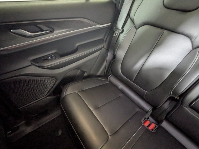 2025 Jeep Grand Cherokee Limited 4x2
