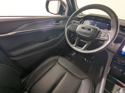 2025 Jeep Grand Cherokee Limited 4x2