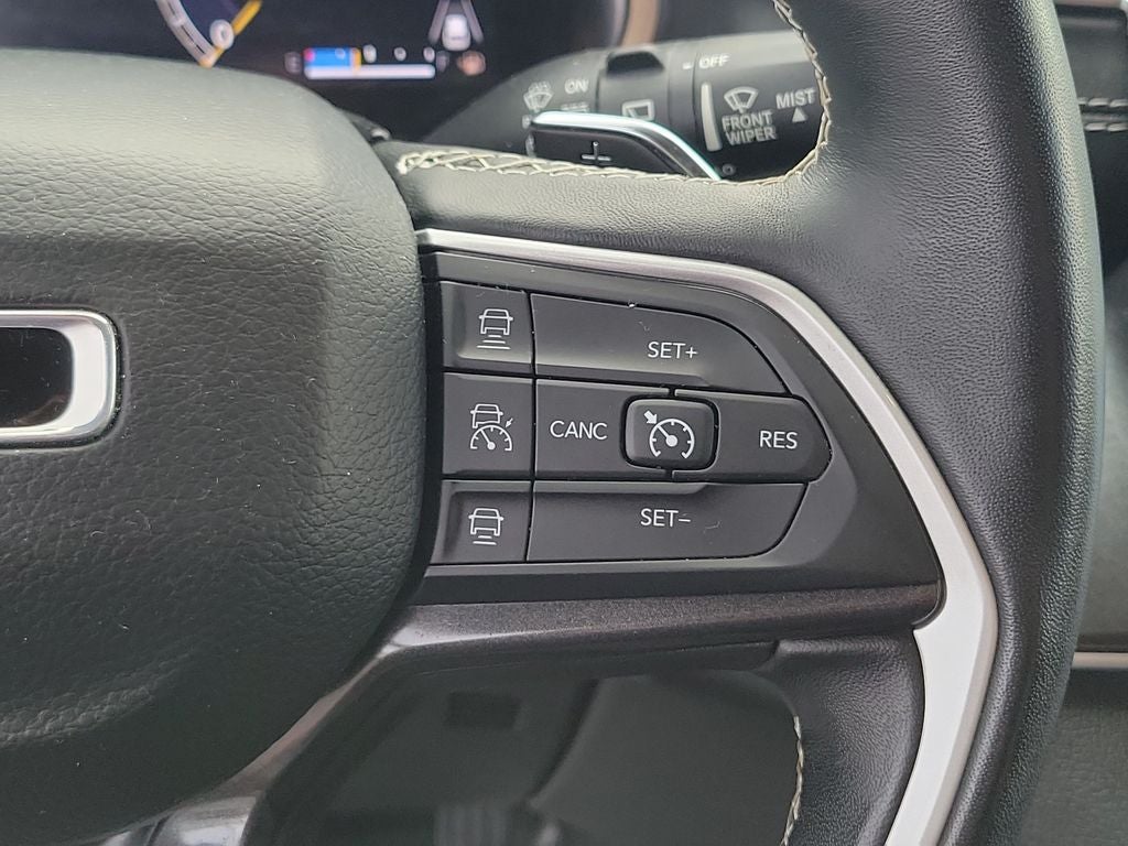 2022 Jeep Grand Cherokee L Laredo