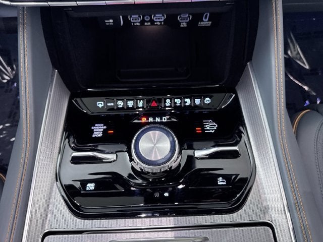 2023 Jeep Grand Wagoneer L Series III
