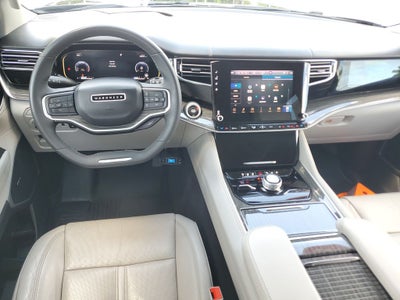 2022 Jeep Wagoneer Series II
