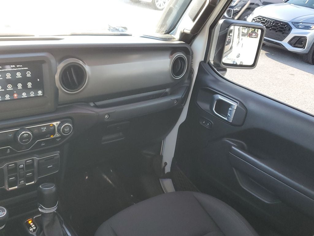 2022 Jeep Gladiator Sport