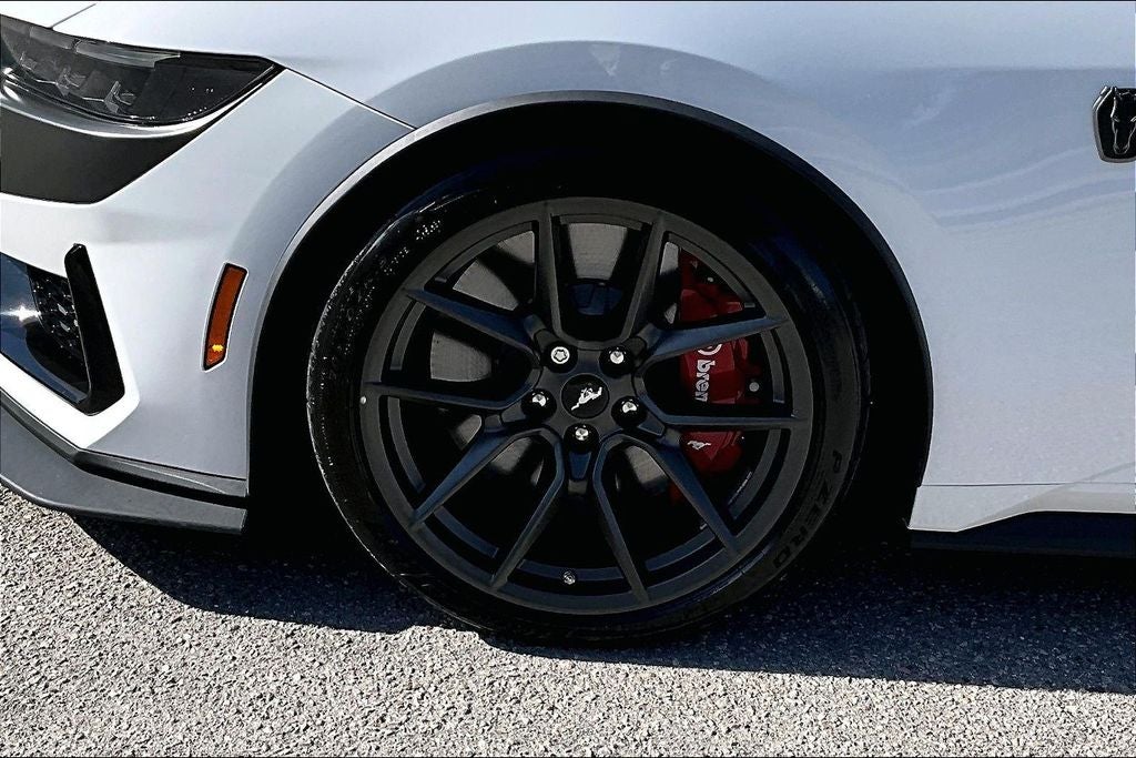 2025 Ford Mustang Dark Horse