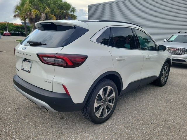 2025 Ford Escape Platinum