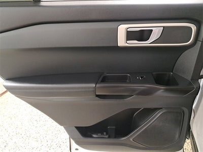 2020 Ford Explorer Base